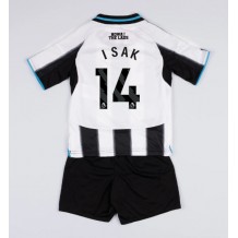 Newcastle United Alexander Isak #14 Hjemmedraktsett Barn 2025-26 Kortermet (+ Korte bukser)